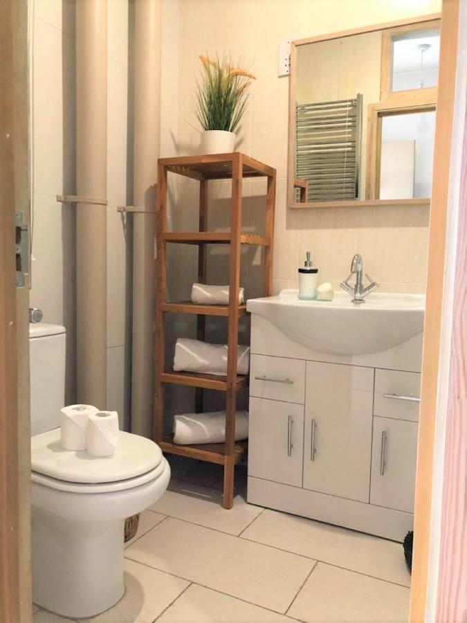 Flat Without Kitchen At Kentish Town Апартаменты Лондон